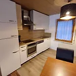 Volli Monteurzimmer Ganzes Haus 2 Schwaebisch Hall Bis 9 Personen * Wolpertshausen