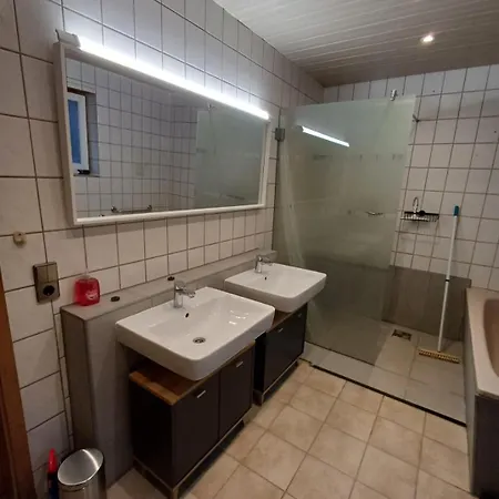 Volli Monteurzimmer Ganzes Haus 2 Schwaebisch Hall Bis 8 Personen 아파트
