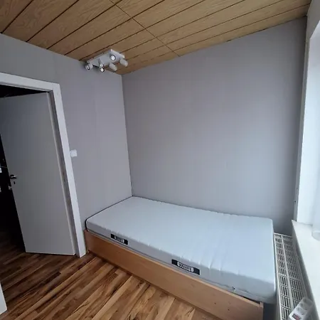 아파트 Volli Monteurzimmer Ganzes Haus 2 Schwaebisch Hall Bis 8 Personen Wolpertshausen